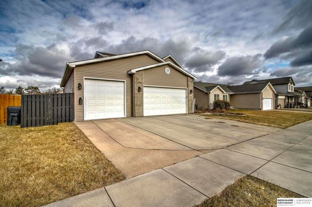 2670 W Garfield Street, Lincoln, NE 68522