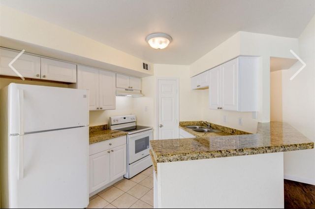 7200 W T C Jester Blvd 2004, Houston, TX 77088