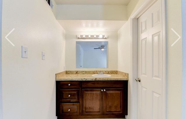 7200 W T C Jester Blvd 2004, Houston, TX 77088