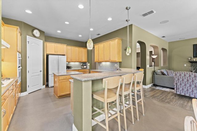 9290 Eagle Springs Pl, Roseville, CA 95747