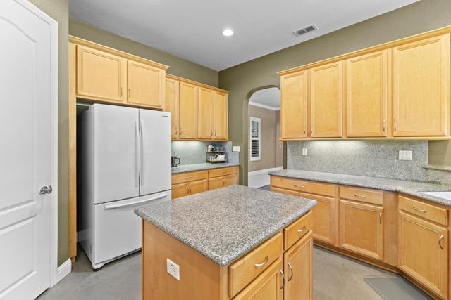9290 Eagle Springs Pl, Roseville, CA 95747