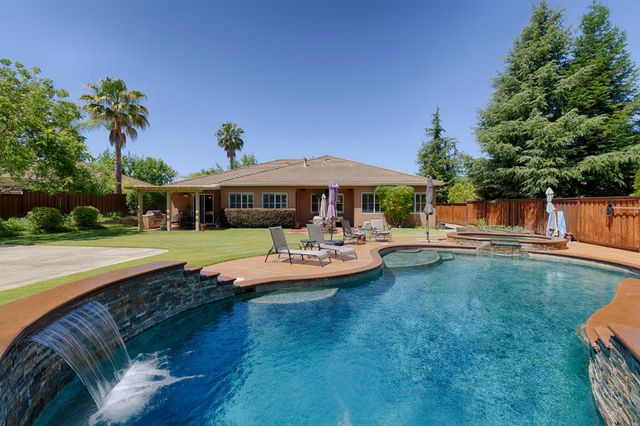 9290 Eagle Springs Pl, Roseville, CA 95747
