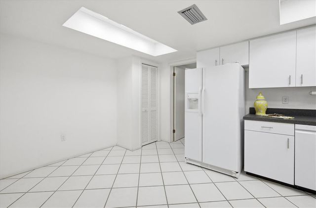 6811 10TH AVENUE W, Bradenton, FL 34209