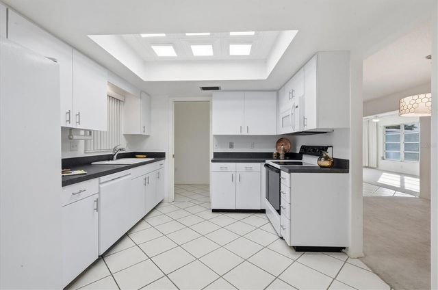 6811 10TH AVENUE W, Bradenton, FL 34209