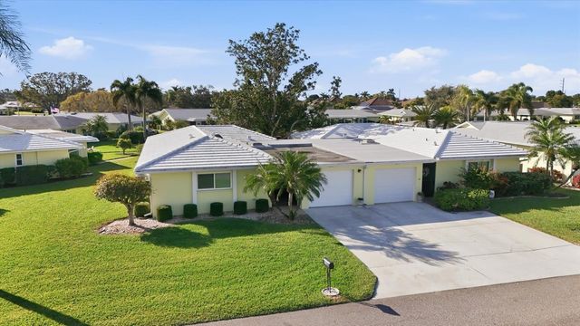 6811 10TH AVENUE W, Bradenton, FL 34209