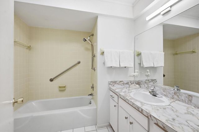 6811 10TH AVENUE W, Bradenton, FL 34209