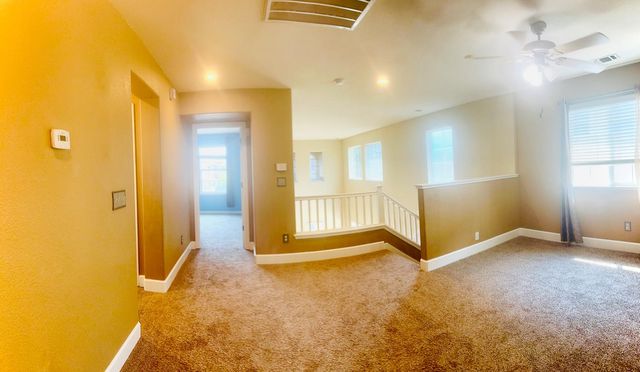 323 Autumn Rain Dr, Lathrop, CA 95330