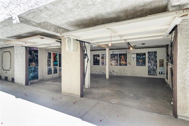 13203 Vanowen Street 8, North Hollywood (los Angeles), CA 91605