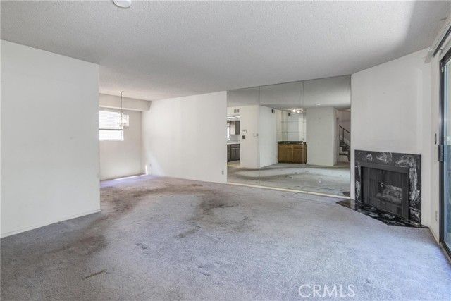 13203 Vanowen Street 8, North Hollywood (los Angeles), CA 91605