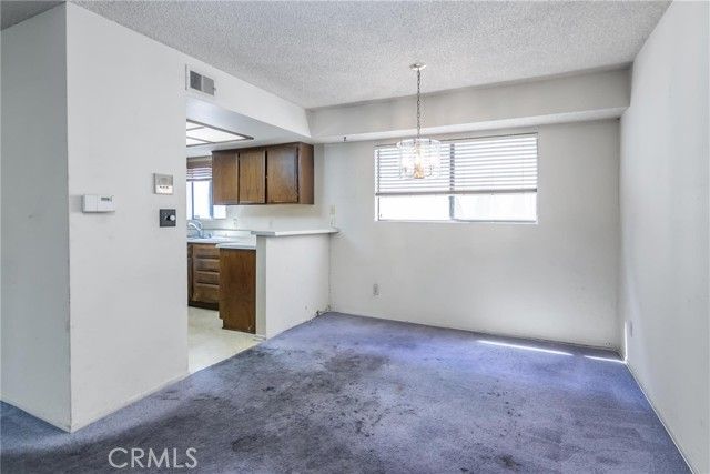 13203 Vanowen Street 8, North Hollywood (los Angeles), CA 91605