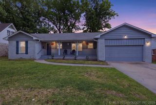 4130 E 49th Street S, Tulsa, OK 74135