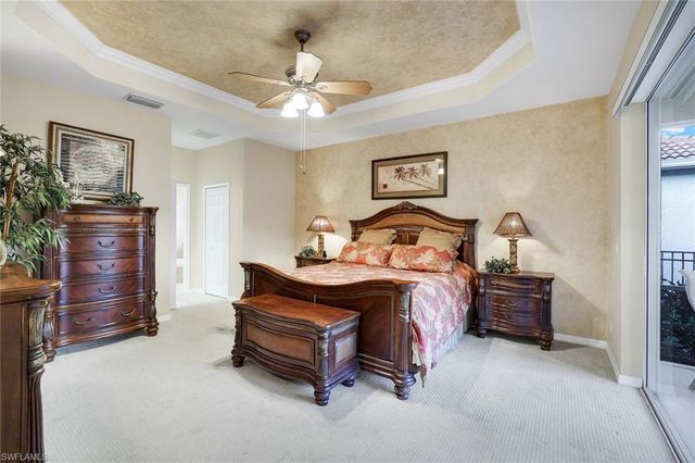 3815 Recreation LN, Naples, FL 34116