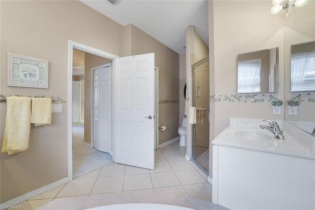 3815 Recreation LN, Naples, FL 34116