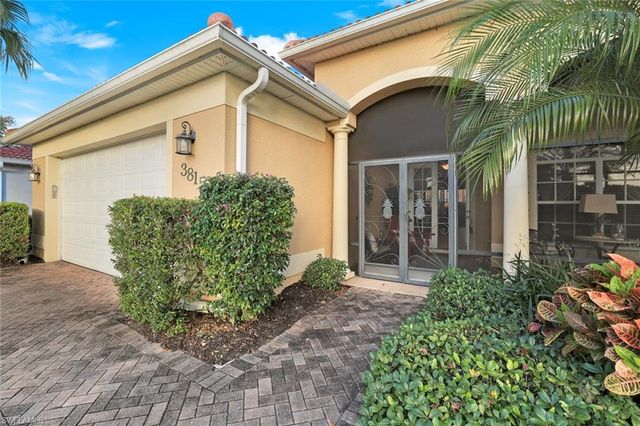 3815 Recreation LN, Naples, FL 34116