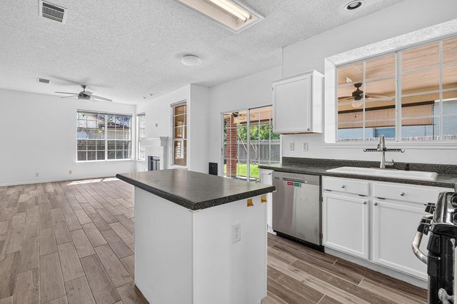 2721 Little Elm TRL, Cedar Park, TX 78613