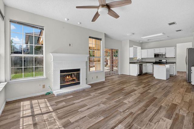 2721 Little Elm TRL, Cedar Park, TX 78613