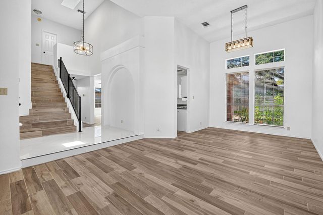 2721 Little Elm TRL, Cedar Park, TX 78613