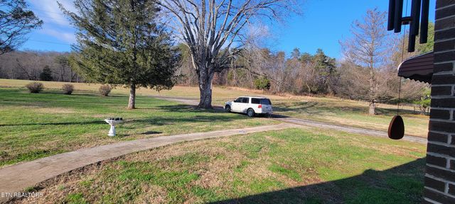 316 Anderson Rd, Sweetwater, TN 37874