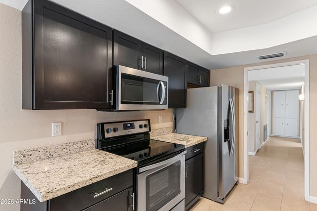 18226 N 104TH Avenue, Sun City, AZ 85373