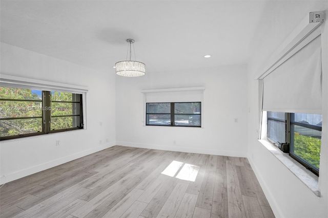 3180 N 36th Street, Hollywood, FL 33021