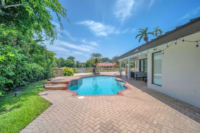 3180 N 36th Street, Hollywood, FL 33021
