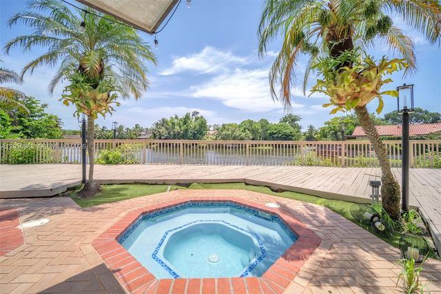 3180 N 36th Street, Hollywood, FL 33021