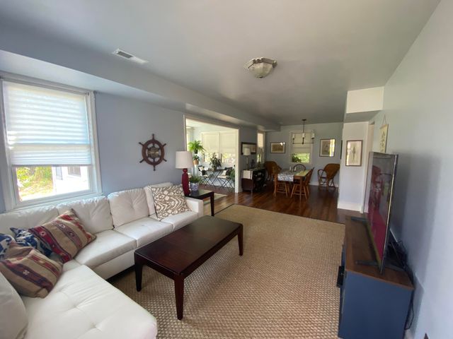 3 26th Avenue A, Isle Of Palms, SC 29451