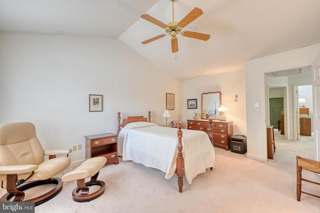 530 GAMMA DR, Wernersville, PA 19565