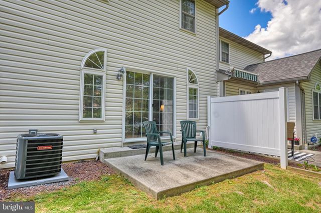 530 GAMMA DR, Wernersville, PA 19565