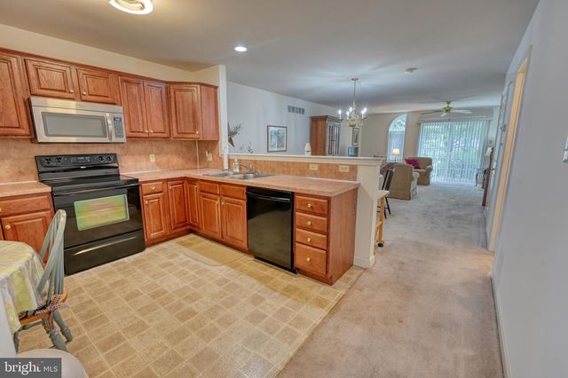 530 GAMMA DR, Wernersville, PA 19565