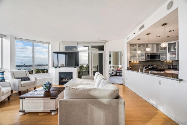 700 W Harbor Dr 705, San Diego, CA 92101
