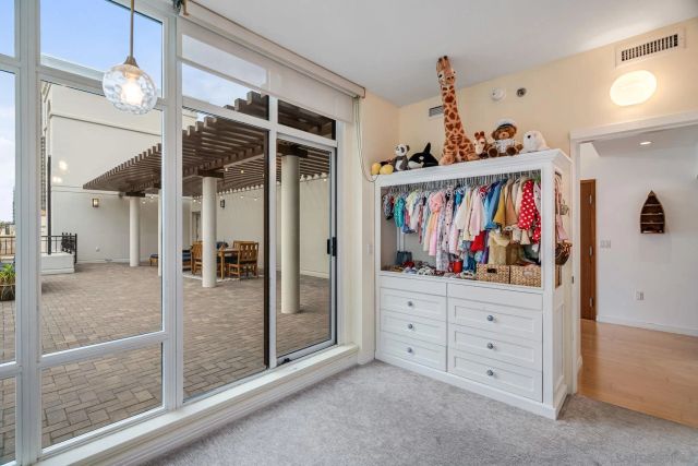 700 W Harbor Dr 705, San Diego, CA 92101