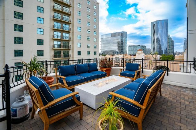700 W Harbor Dr 705, San Diego, CA 92101