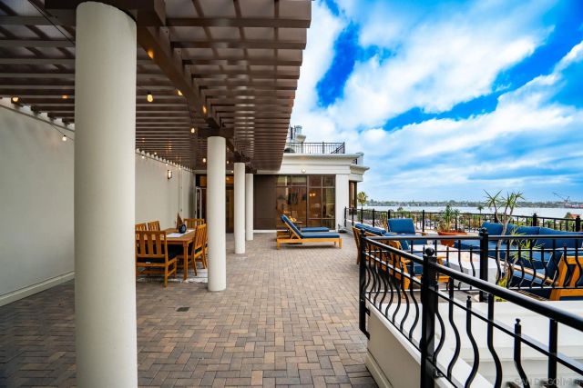 700 W Harbor Dr 705, San Diego, CA 92101