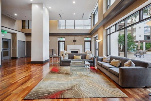 700 W Harbor Dr 705, San Diego, CA 92101