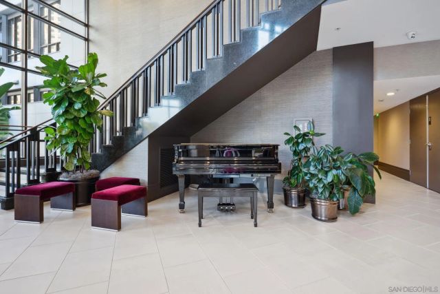 700 W Harbor Dr 705, San Diego, CA 92101