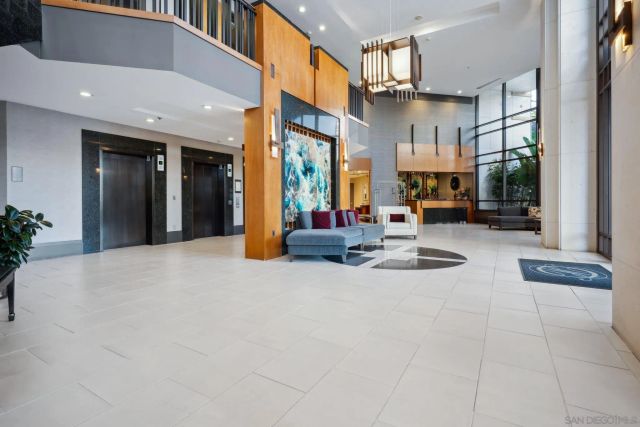 700 W Harbor Dr 705, San Diego, CA 92101
