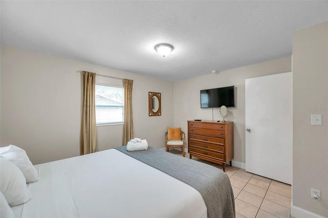 3371 N BAY AVENUE, Crystal River, FL 34428