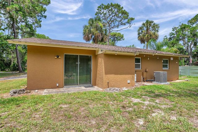 3371 N BAY AVENUE, Crystal River, FL 34428