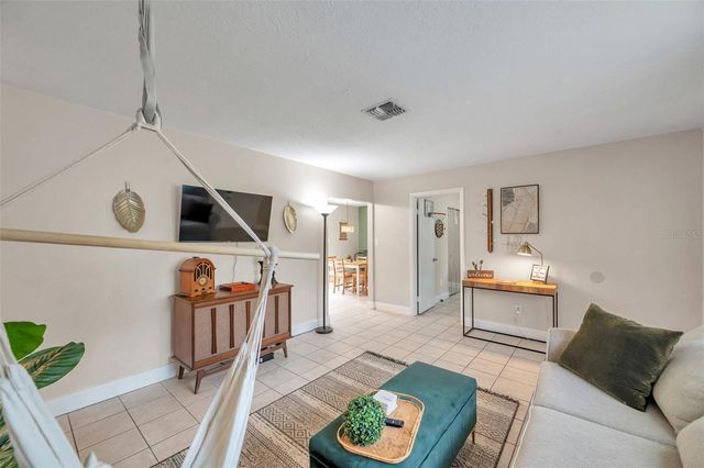 3371 N BAY AVENUE, Crystal River, FL 34428