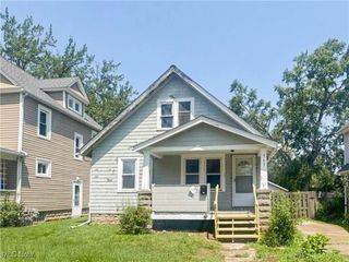 363 High Street, Elyria, OH 44035