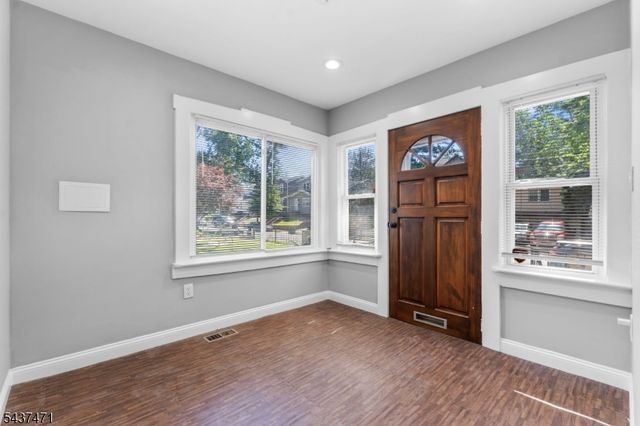 81 Kuna Ter, Irvington Twp., NJ 07111
