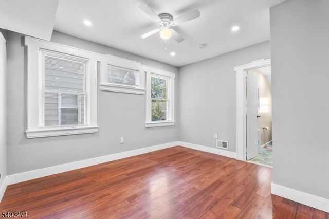 81 Kuna Ter, Irvington Twp., NJ 07111