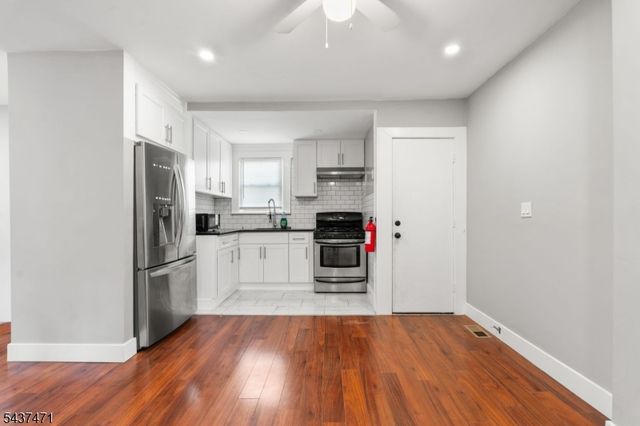 81 Kuna Ter, Irvington Twp., NJ 07111