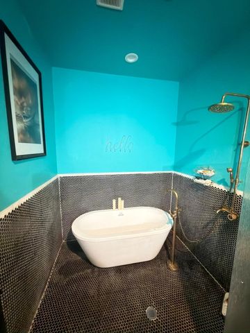 908 N Virginia Street, Terrell, TX 75160