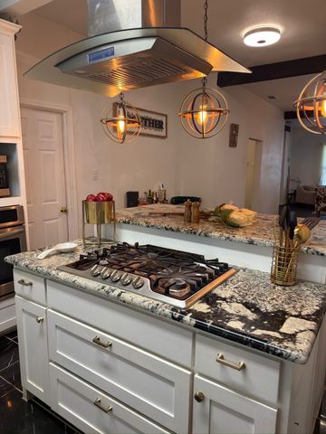 908 N Virginia Street, Terrell, TX 75160