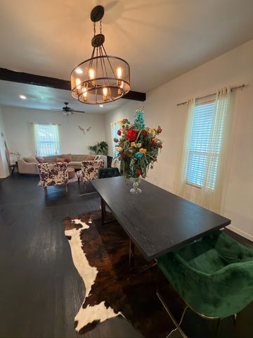 908 N Virginia Street, Terrell, TX 75160