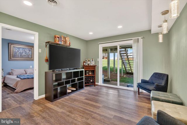 181 POINSETT LN, Frederick, MD 21702