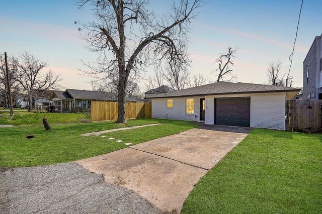 4710 Hershe Street, Houston, TX 77020