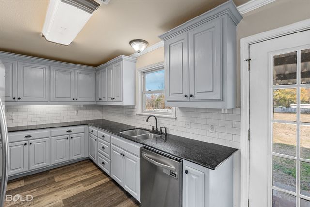 3725 Farmridge Road, Keithville, LA 71047